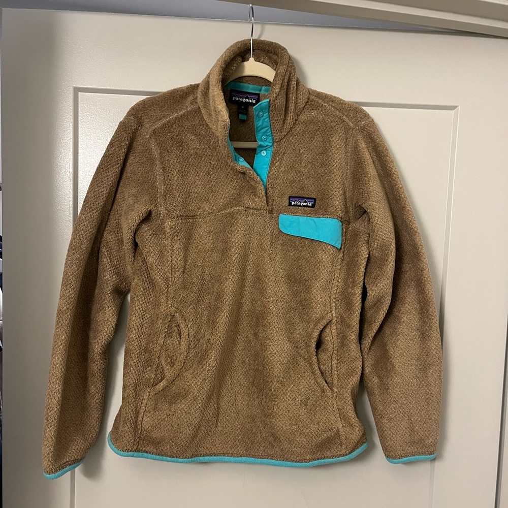 Women’s Patagonia Fleece Quarter Zip with pockets